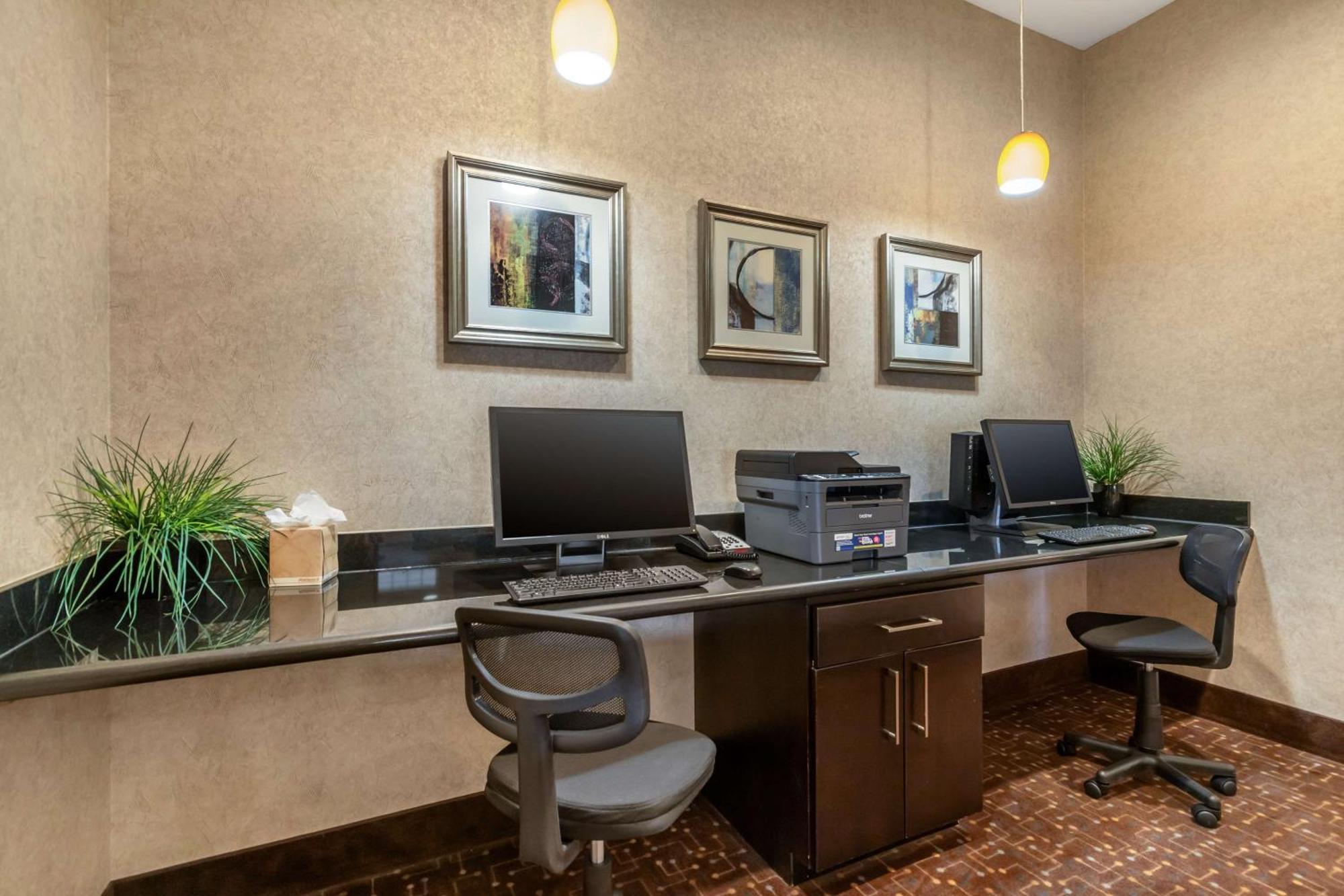 Best Western Plus Lytle Inn And Suites Dış mekan fotoğraf