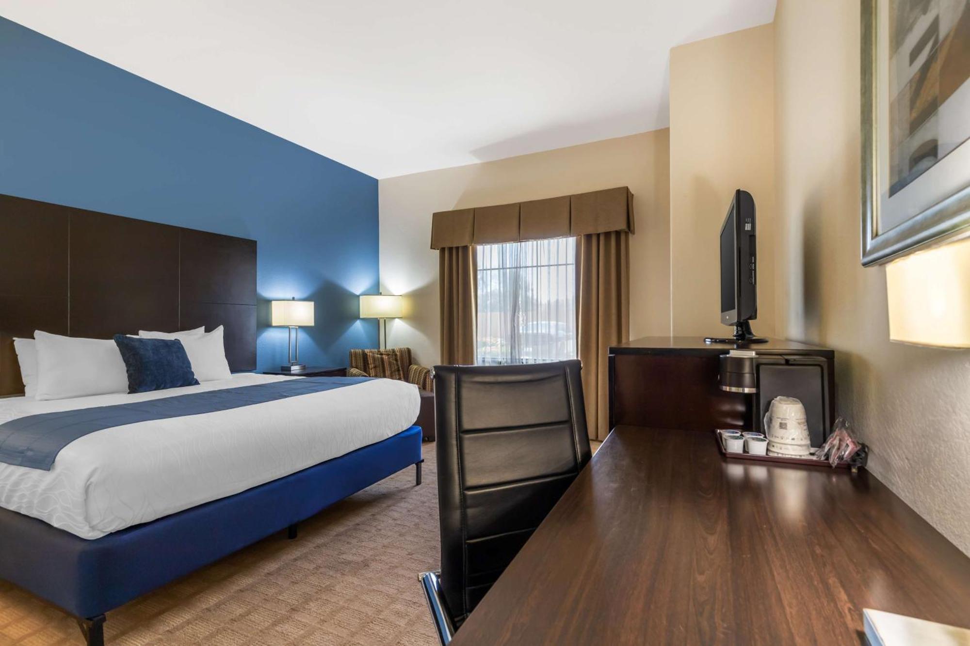 Best Western Plus Lytle Inn And Suites Dış mekan fotoğraf