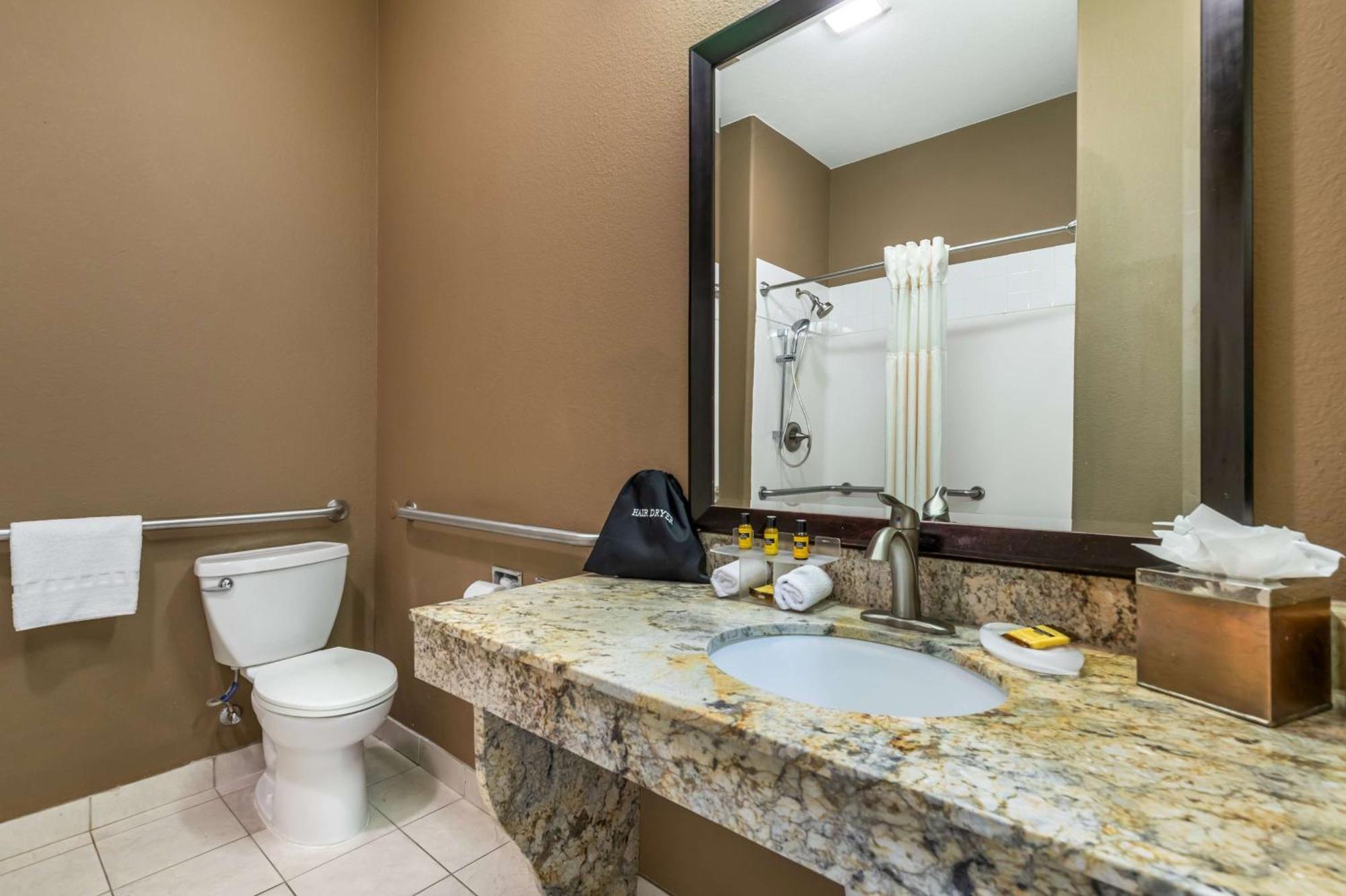 Best Western Plus Lytle Inn And Suites Dış mekan fotoğraf