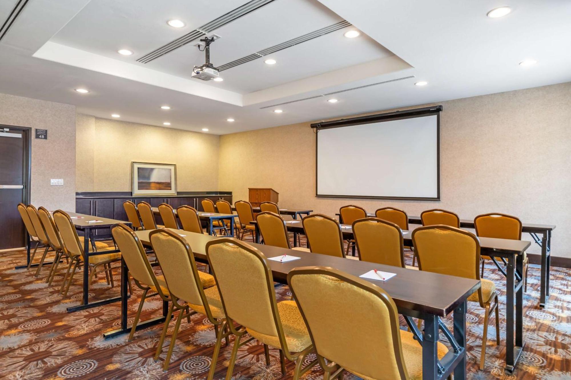 Best Western Plus Lytle Inn And Suites Dış mekan fotoğraf