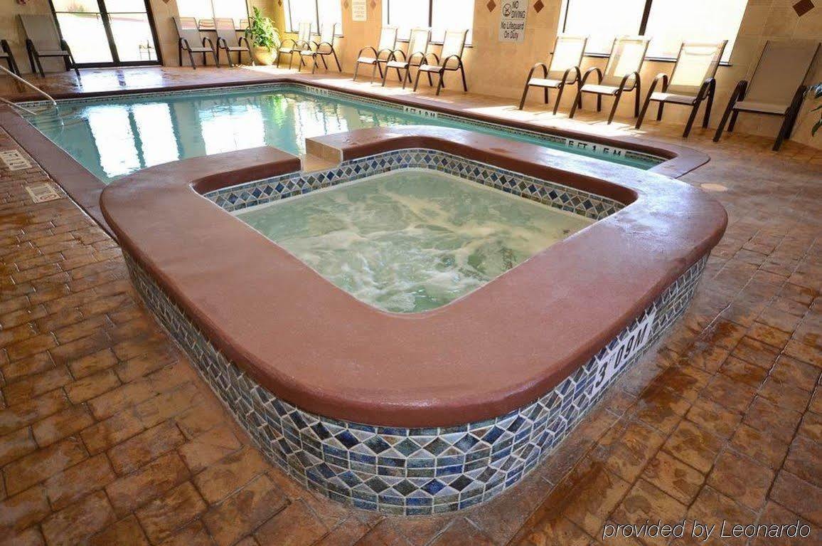 Best Western Plus Lytle Inn And Suites Dış mekan fotoğraf